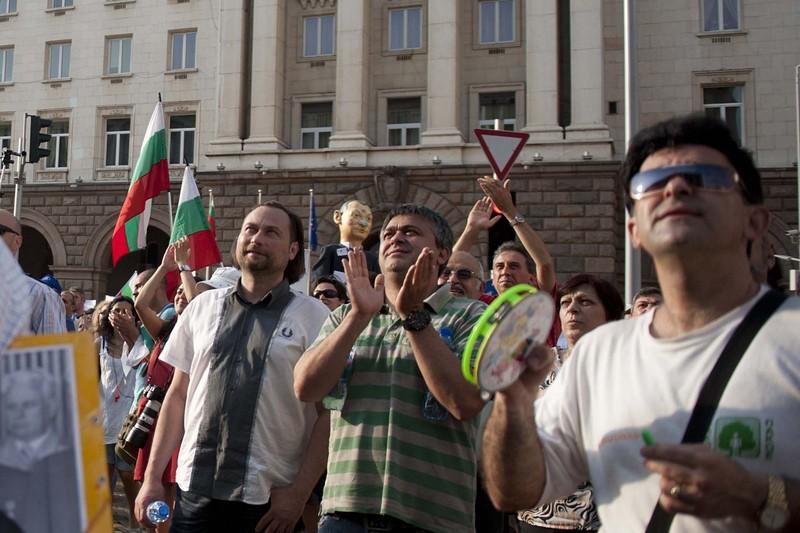Недоволството не стихва след седмица протести 1 52a1af008df8d