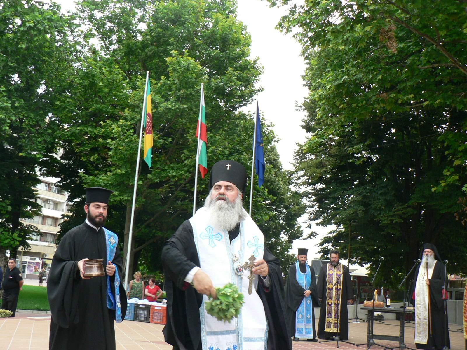 Добрич получи благословия от митрополит Кирил