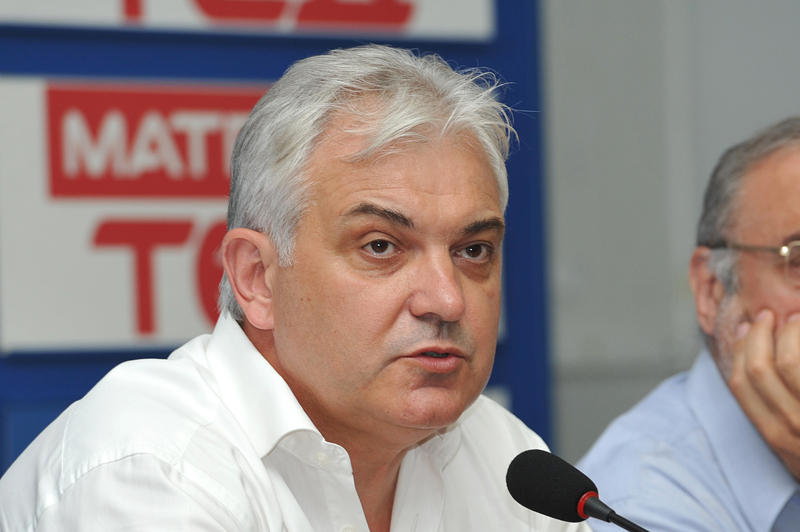 "Атака" не знаят дали ще влязат в парламента утре 9 “Атака” не знаят дали ще влязат в парламента утре