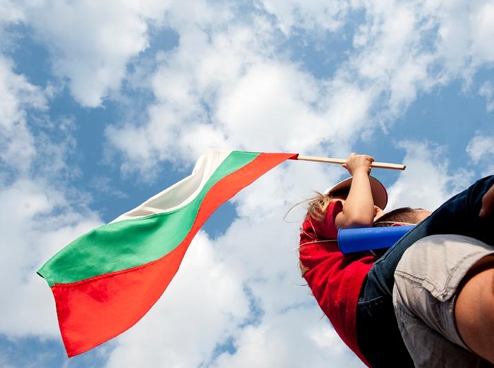 Протестиращи обсадиха областната управа в Пловдив