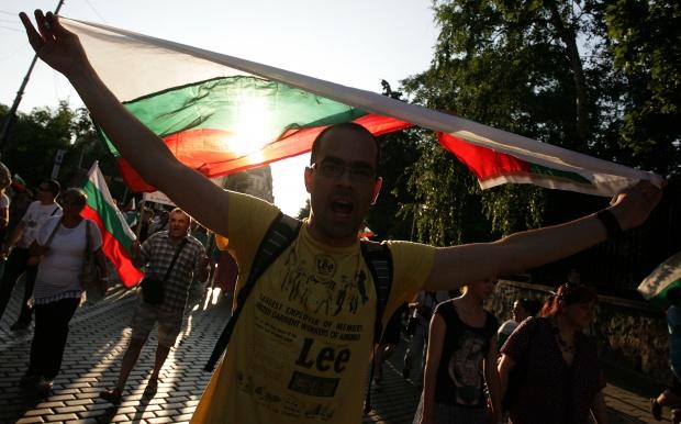 135 души са задържани от началото на протестите