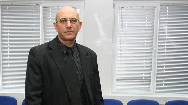 Емил Димитров: Имената се спускат на премиера и той ги подписва