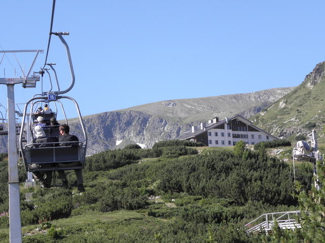Заради блокадите по границата в Пампорово има спад на гръцки туристи 9 Заради блокадите по границата в Пампорово има спад на гръцки туристи