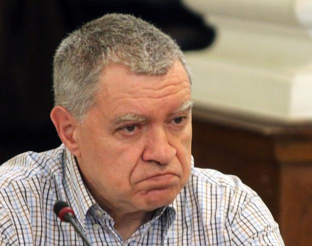 Константинов: БСП е невъзможен динозавър с шизофренно съществуване 9 Константинов: БСП е невъзможен динозавър с шизофренно съществуване