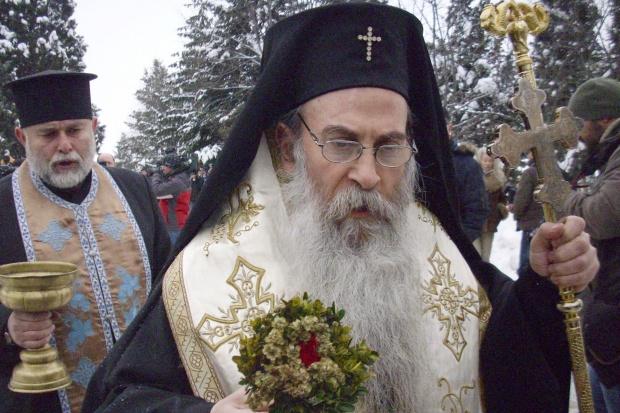 Десетки се сбогуват с митрополит Натанаил