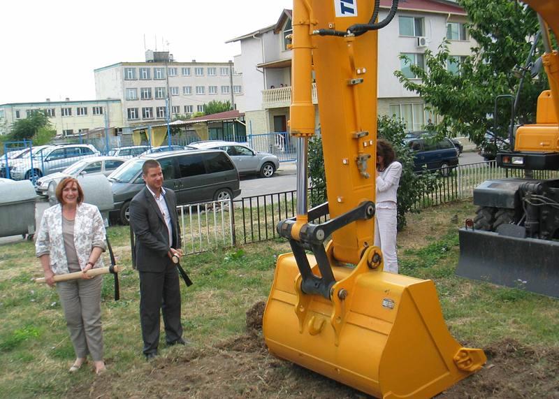 Направиха първа копка на водния цикъл на Стара Загора 1 52a56bfc87ab9