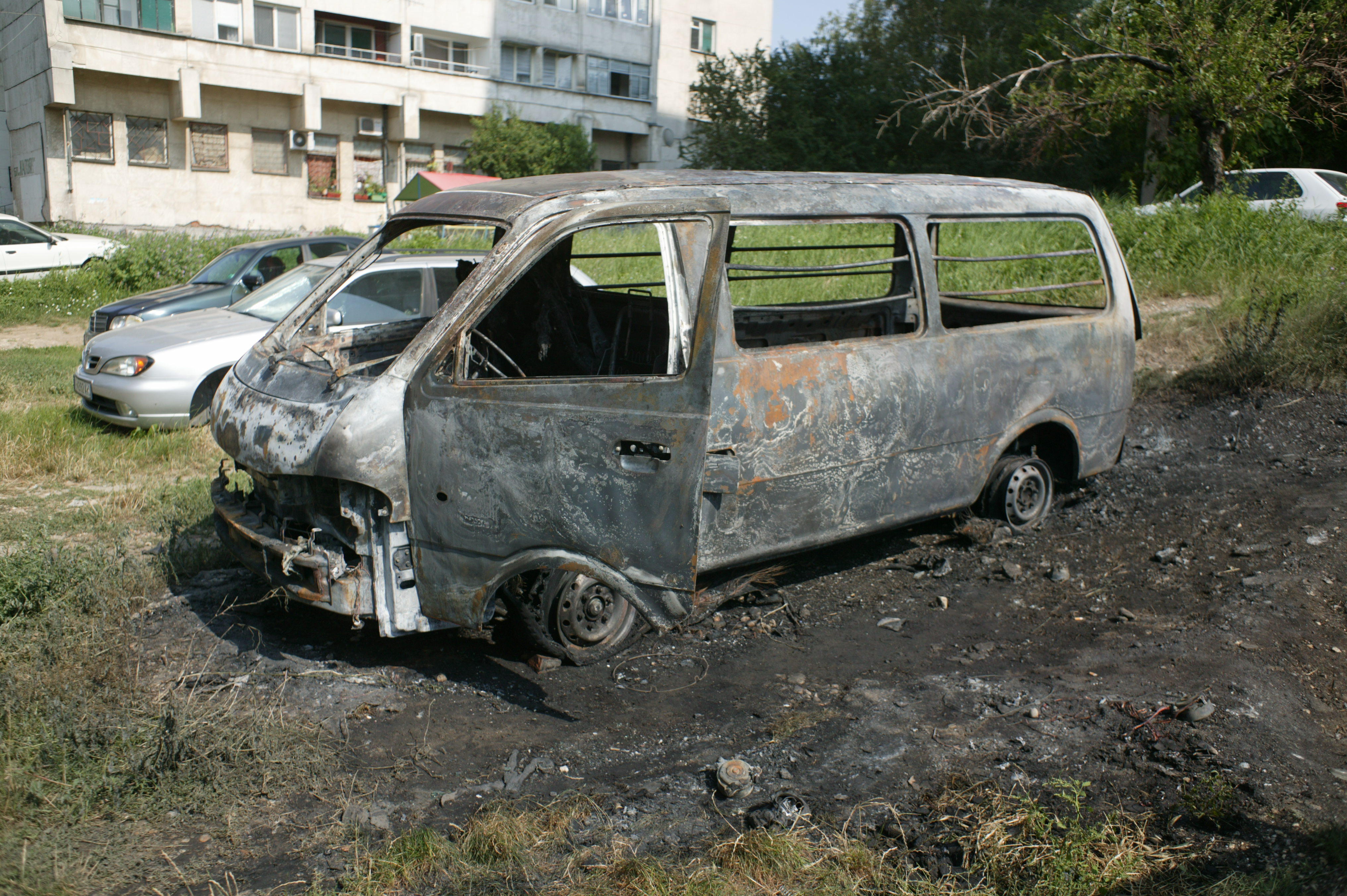 Умишлен палеж на коли в Русе 9 Умишлен палеж на коли в Русе