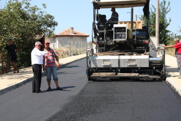 Ремонтират над 2 км улици в момчилградското село Прогрес