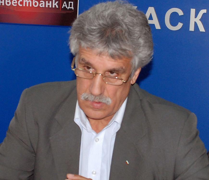 "Екогласност" събира подписи за оставката на президента 1 52a57a058bd59