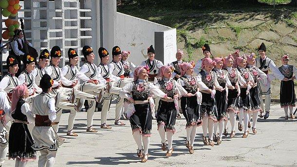 Балетни и фолклорни формации се представят на “Пирин фолк”
