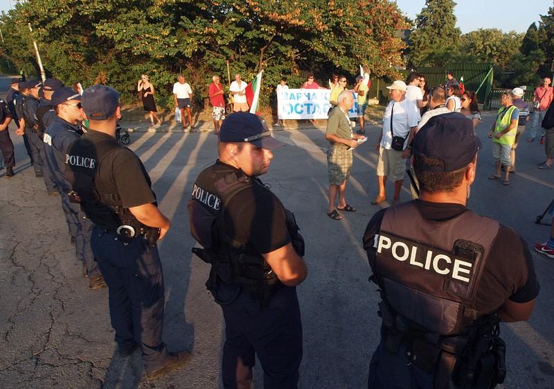 ДАНСwithme с барабани и сирени на протест в Благоевград 9 ДАНСwithme с барабани и сирени на протест в Благоевград