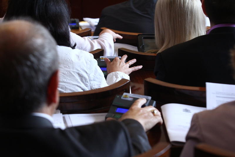 За отхвърленото вето и автобусите с протестиращи