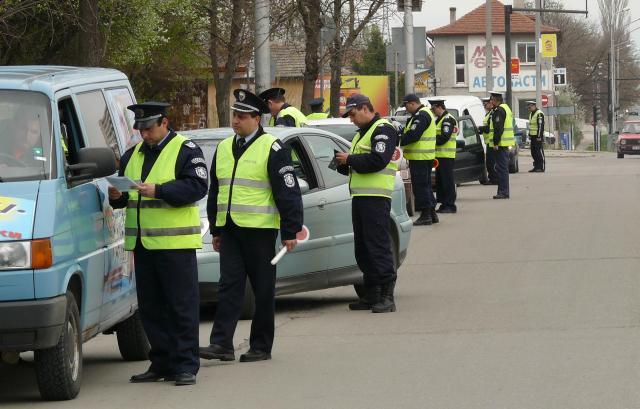 Започват проверки за колани и „Гражданска отговорност“