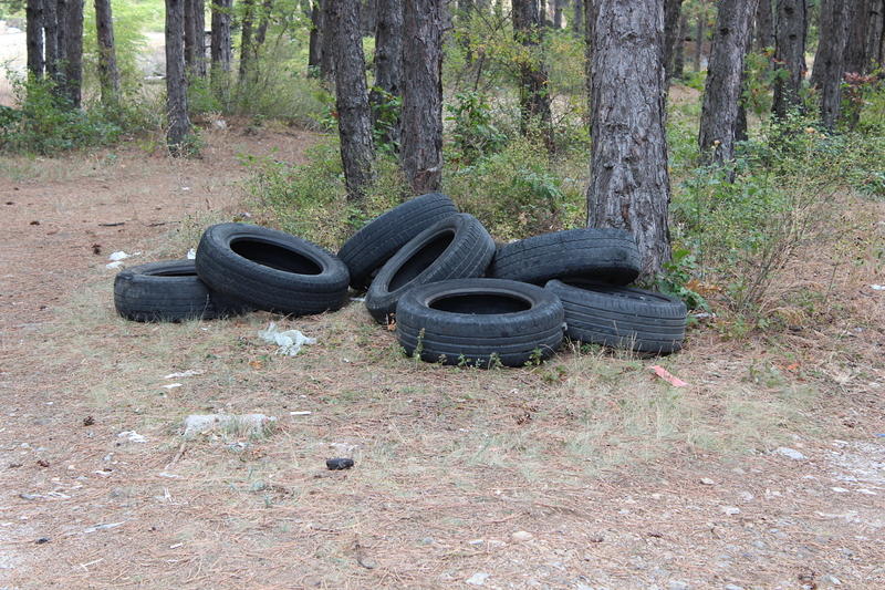“Аязмото” в Стара Загора отново затрупан с отпадъци