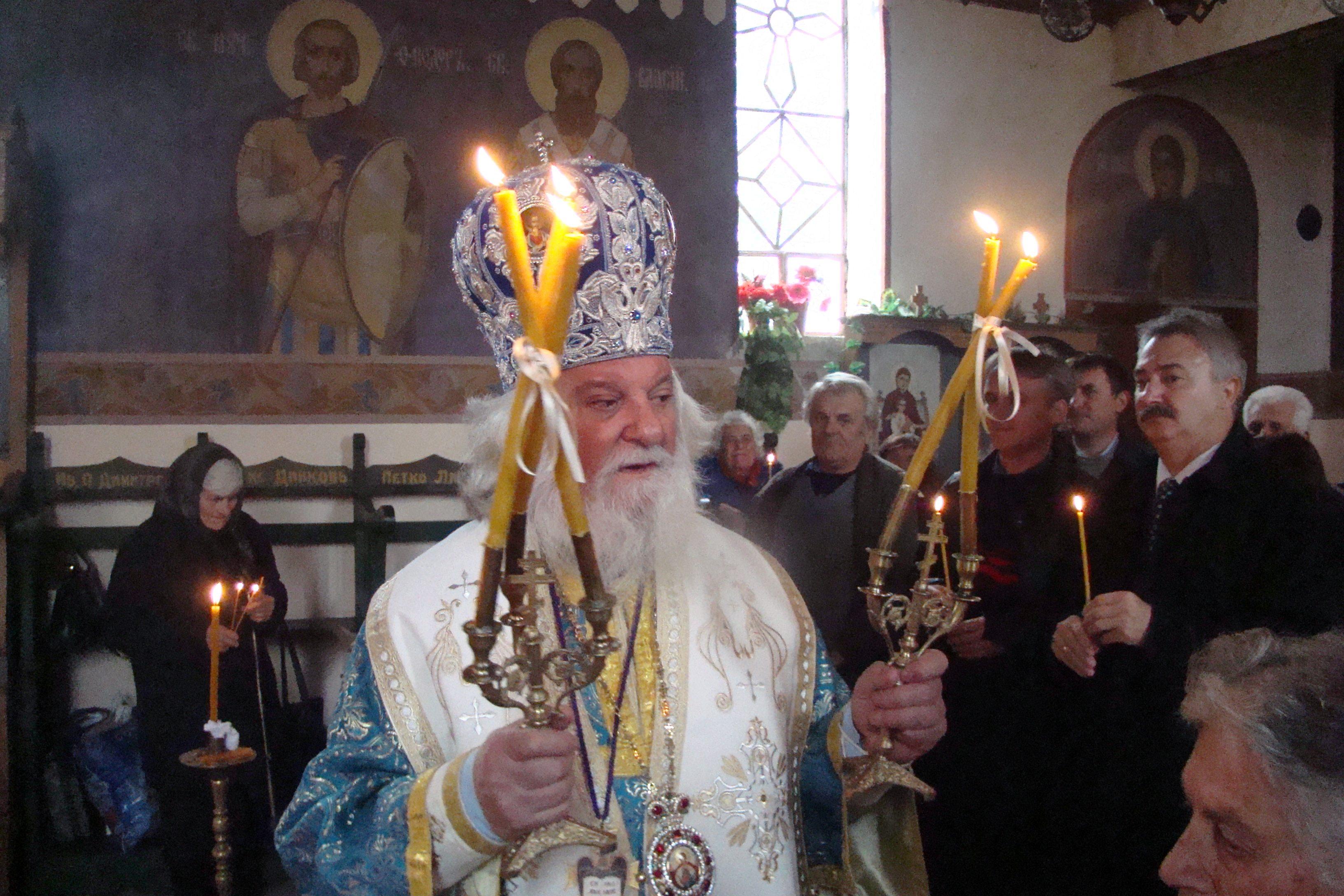 Видински духовници представят църквата ни в Ниш