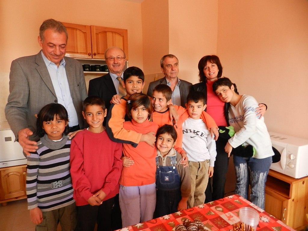 Деца намериха нов дом в Ново село