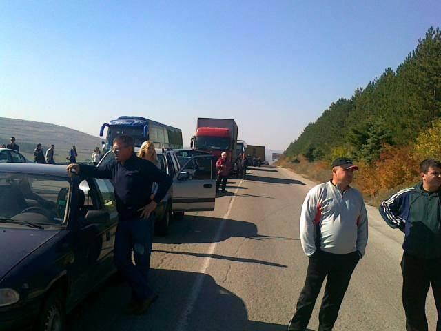 Омуртаг излезе на протест заради безводието