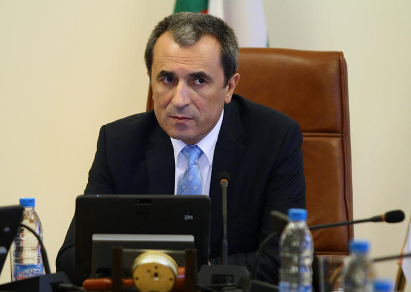 Местната власт ще е акцент в бюджета за 2014 г. 9 Местната власт ще е акцент в бюджета за 2014 г.