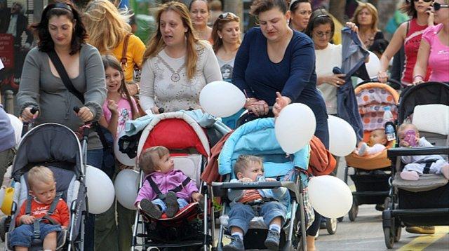 Нигерийци превръщат български бавачки в робини