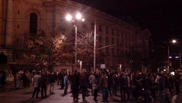 Хиляди подкрепиха окупаторите на СУ