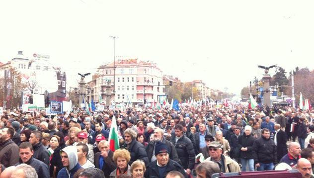 Кои подкрепиха Орешарски на митинга (СНИМКИ)