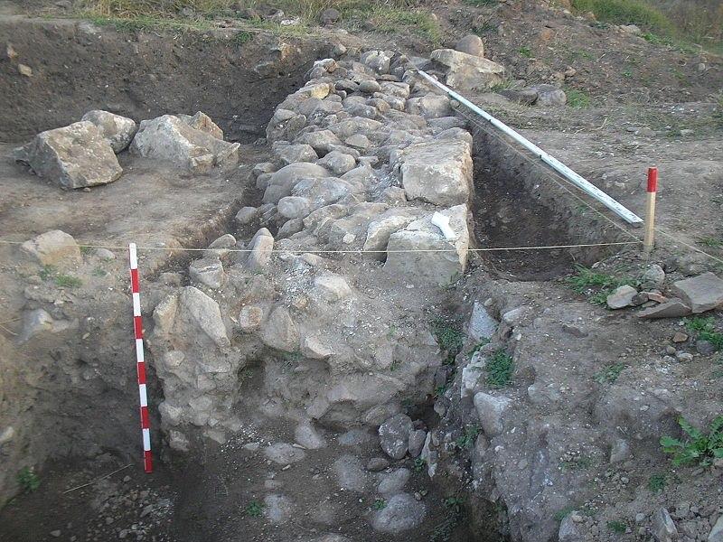 От земята на Вълчитрън още извират съкровища