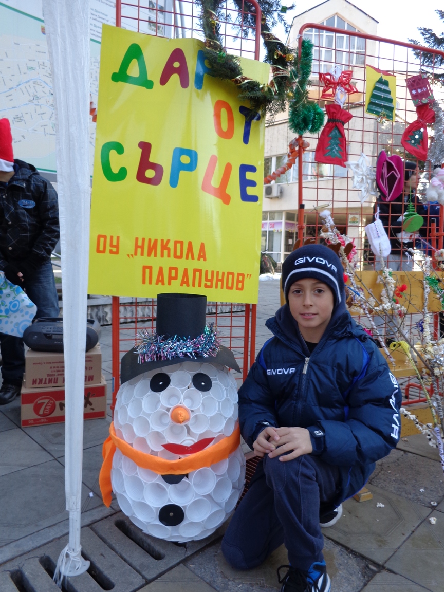 Благотворителни базари в Разлог събират пари за деца 1 52b2d54e79c80