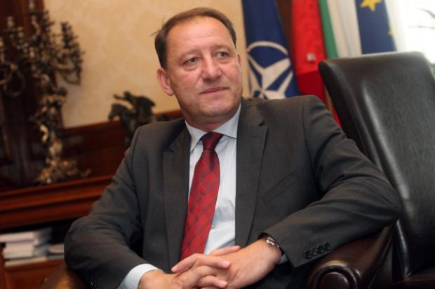Оградата по границата с Турция ще е готова в срок