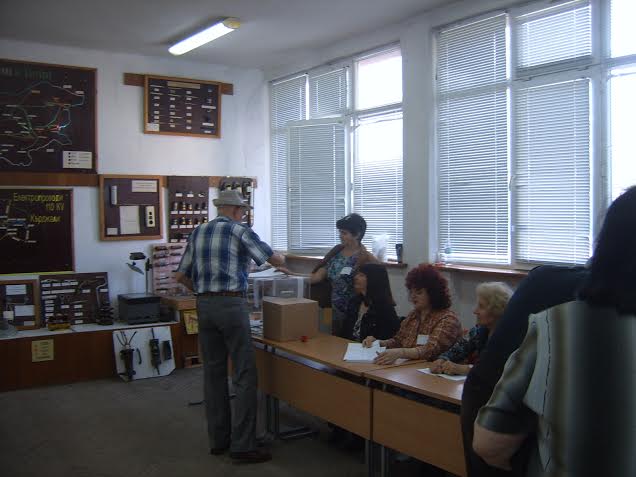 Едва 17,3% избирателна активност към 13 часа в Кърджалийско