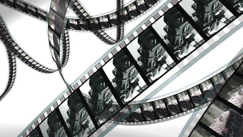 Статуетките на кинофестивала “Любовта е лудост” вече като Оскарите