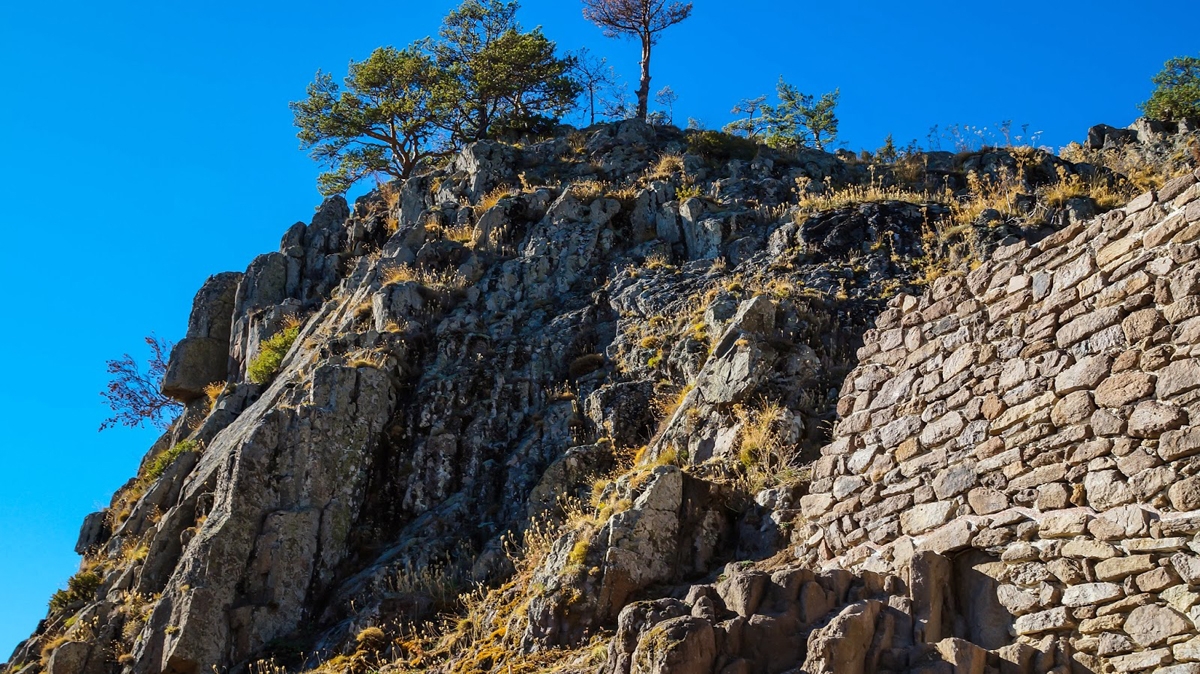 Археолози търсят средновековен параклис край Кошница