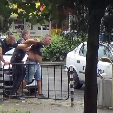 Арестуваха мъж с блокирана в КТБ сметка в Стара Загора 9 Арестуваха мъж с блокирана в КТБ сметка в Стара Загора