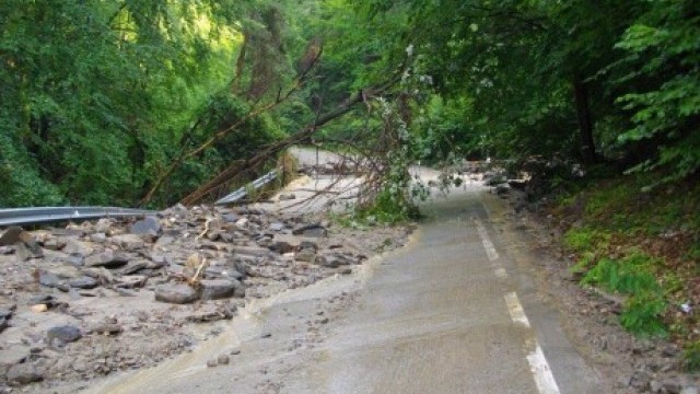 Водата в с. Дедево не става за пиене