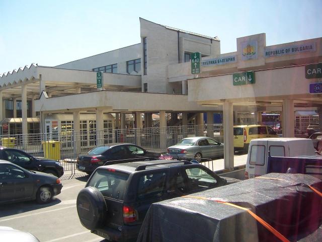 Троен удар по контрабандата на Кулата