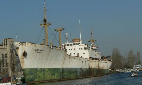 Мининистерството на транспорта разследва смъртта на моряк 1 54339f4fa9b0c