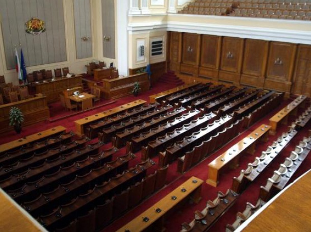 Кой откъде влиза в 43-то Народно събрание