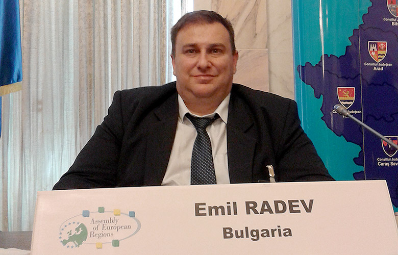 Емил Радев: Само 40% от европейците знаят за спешния номер 112 1 543bee7ebb2a2