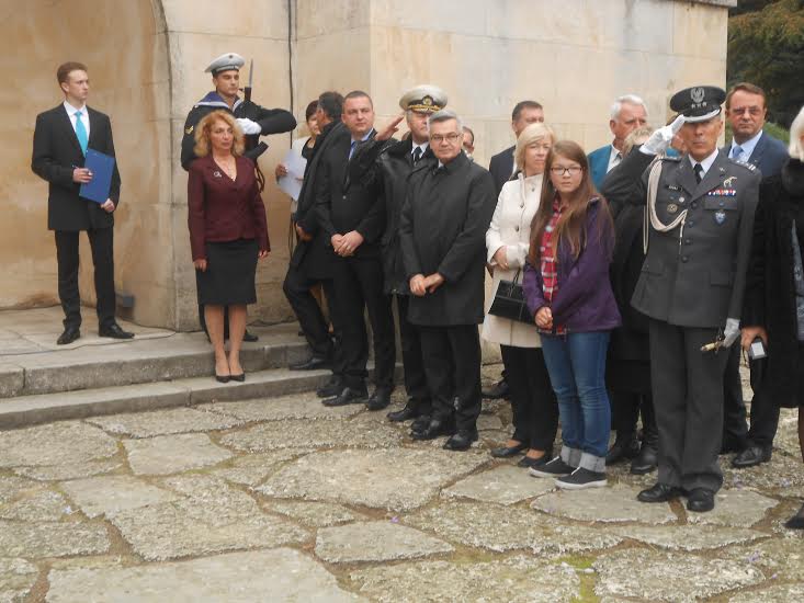 Посланикът на Полша участва в церемония за 570 г. от битката за Варна