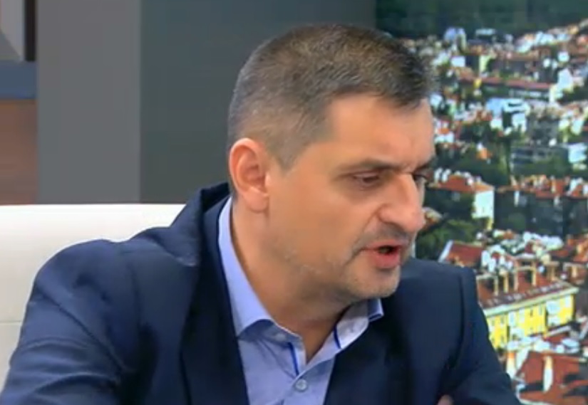 Кирил Добрев дава една заплата за иницативата "Да върнем тефтера" 1 546c46de657d0