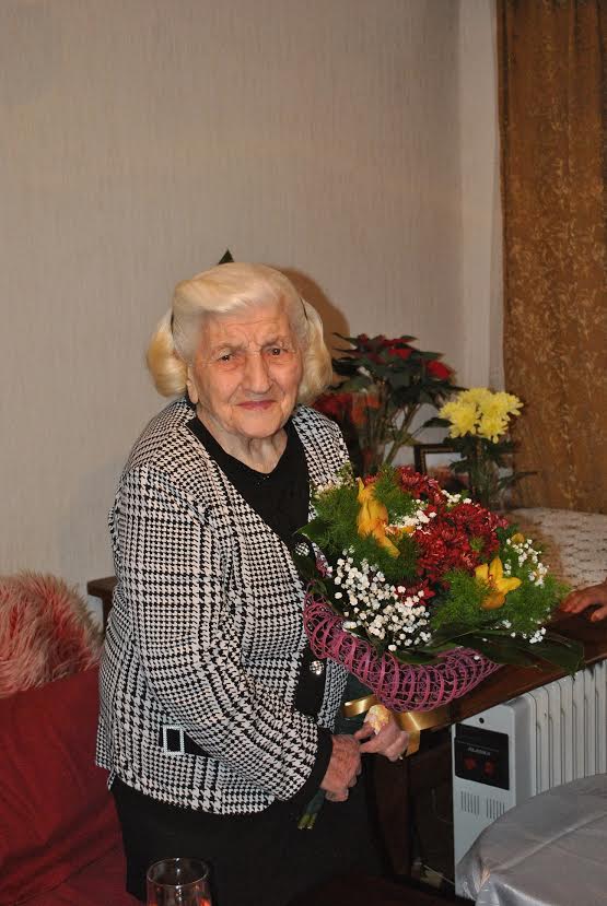100-годишна русенка: Докторът ми казва, че съм най-здравата му пациентка 9 100-годишна русенка: Докторът ми казва, че съм най-здравата му пациентка
