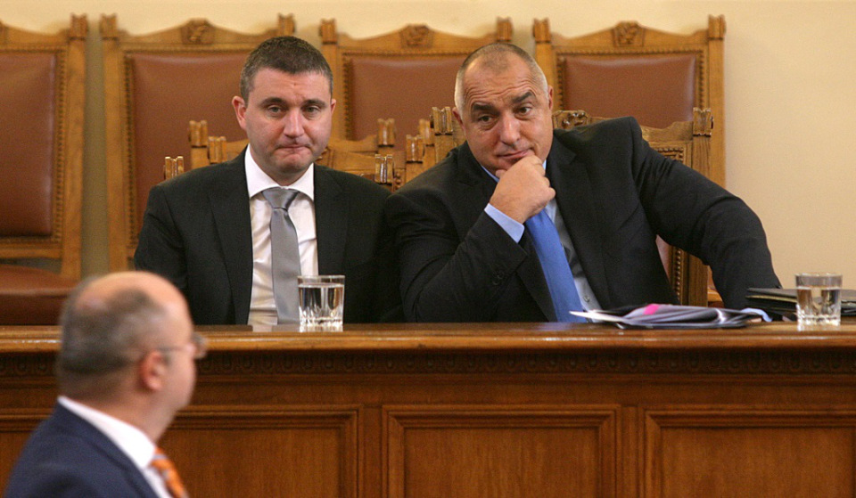 Започваме разговори за смяна на лева с евро
