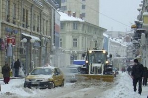 26 машини разчистват падналия сняг в Русе 1 549eede4066d0
