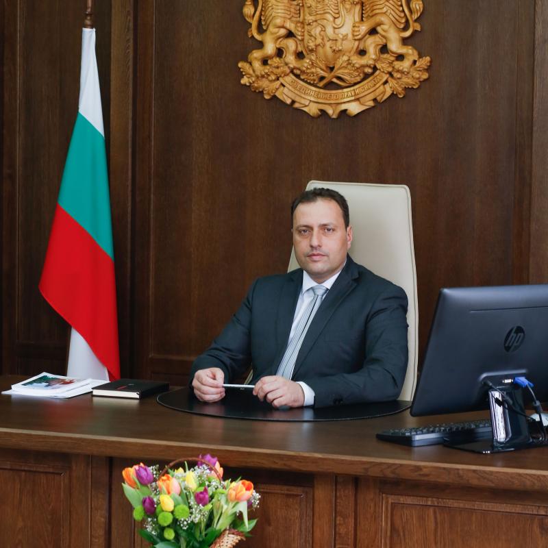Банско спира хаоса с презастрояването