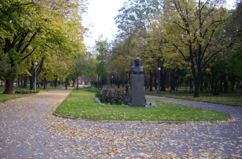 ГЕРБ пусна безплатен интернет в Градската градина на Шумен