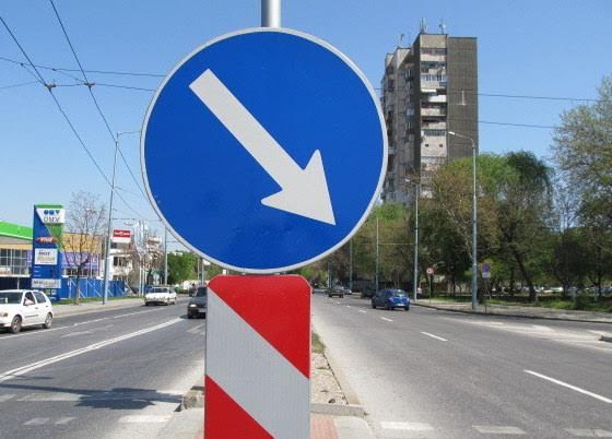 Монтираха нови табели с грешно име на булевард в Пловдив (СНИМКИ)