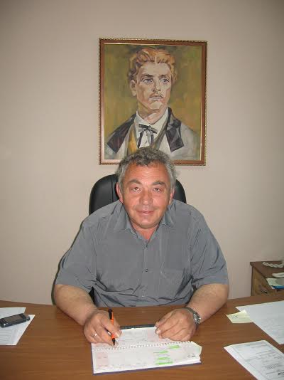 Кметът на Бойчиновци дари паметник на родното си село