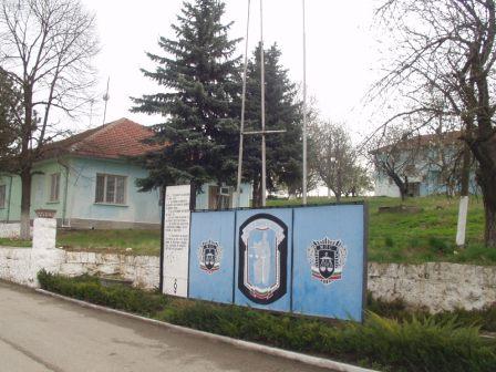 Затворници издават вестник