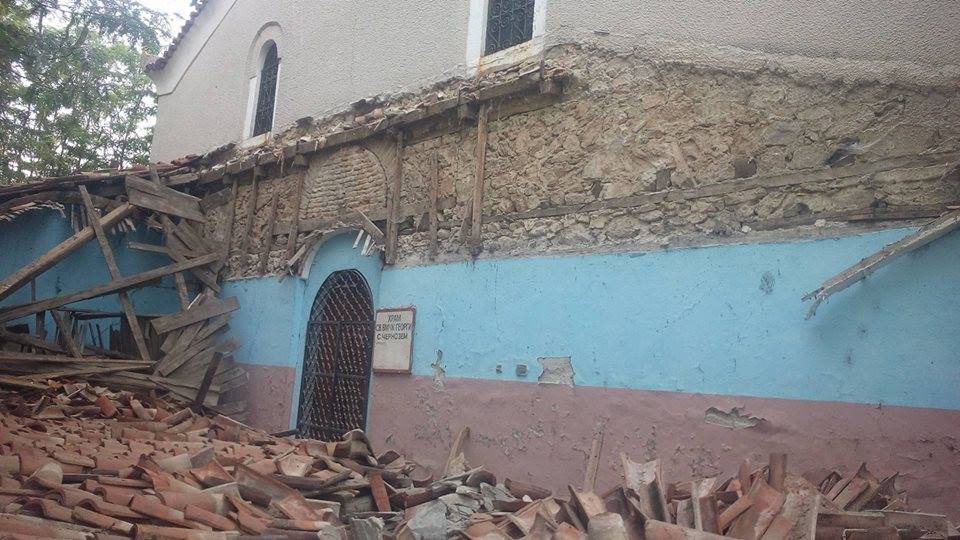 Паметник на културата се срути в Пловдивско