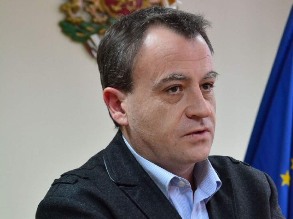 Областният управител на Разград е карал пиян