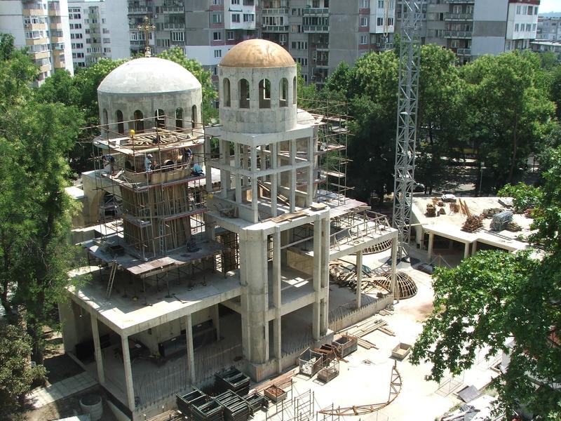 Община Варна дари 150 000 лв. за новия храм
